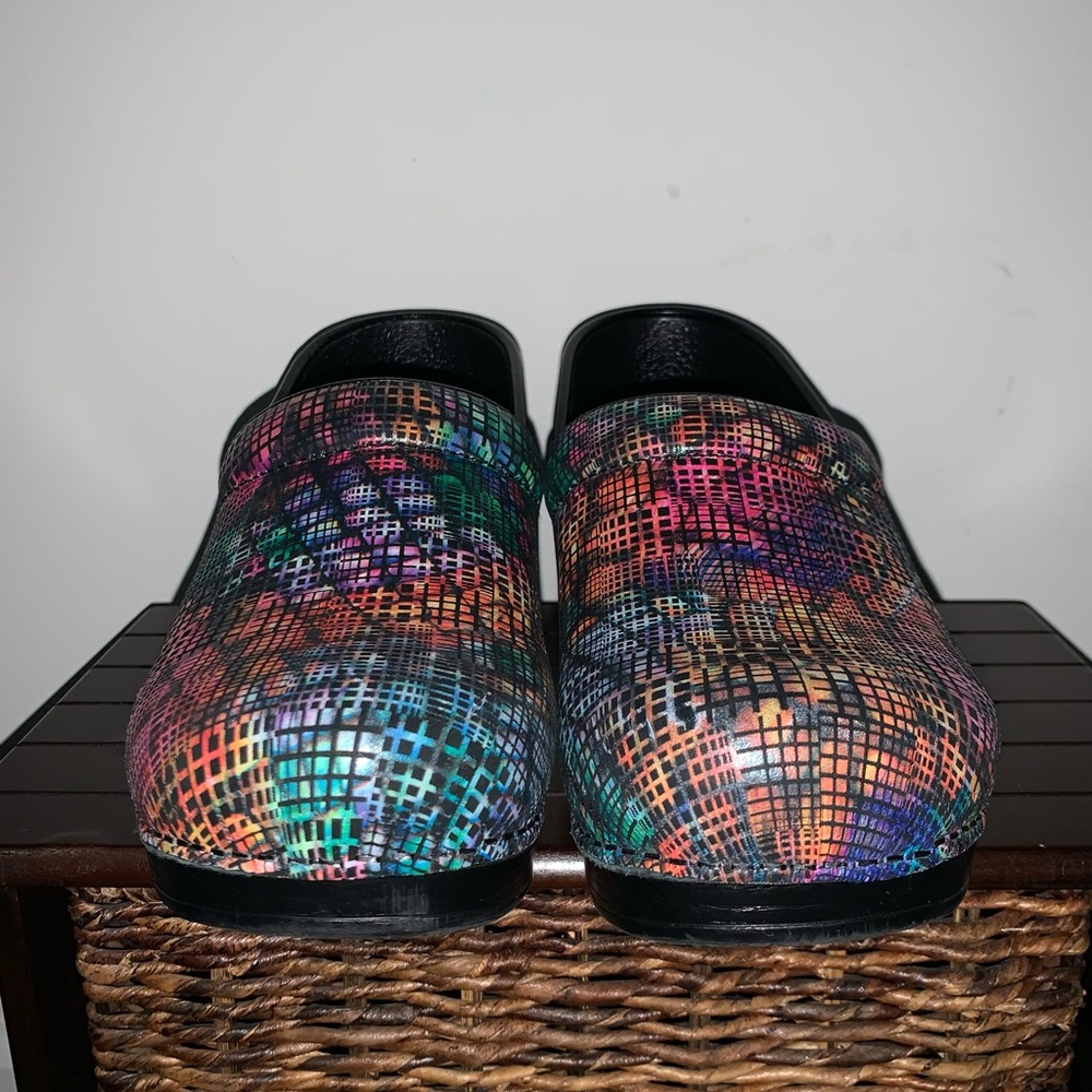 Women’s Dansko Professional Clogs Size 10-5-11 (E… - image 2
